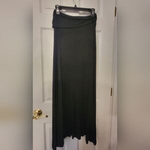 Discount Diva's Boutique Black Foldover Maxi Skirt Size Large